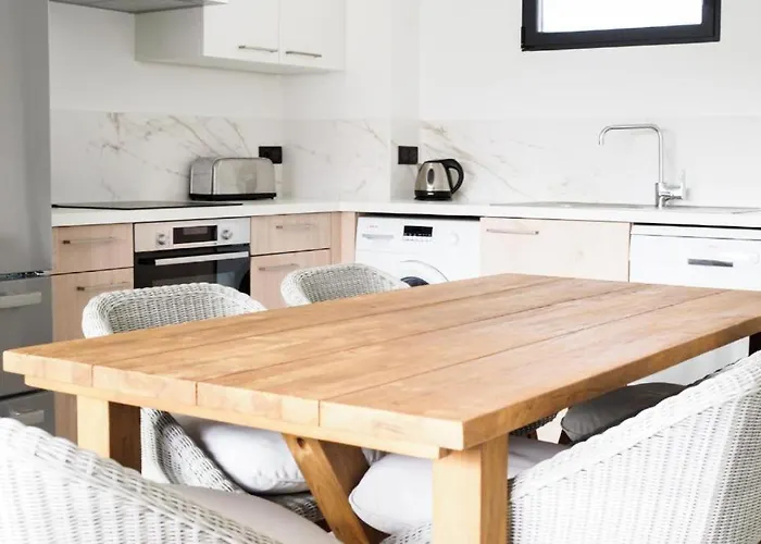 Le Lonca Апарт-отель Портисьо